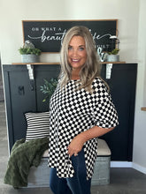 Load image into Gallery viewer, Checkered Print Side Slits Top-Plus Size