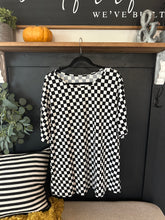 Load image into Gallery viewer, Checkered Print Side Slits Top-Plus Size