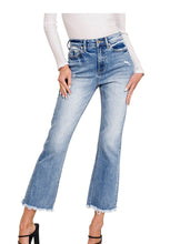 Load image into Gallery viewer, High Rise Straight Raw Hem Cropped Denim Pants-Medium Wash
