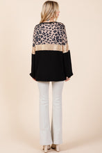 Load image into Gallery viewer, Sequin Leopard Color Block Top
