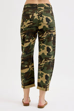 Load image into Gallery viewer, Risen Camo Barrel Pants
