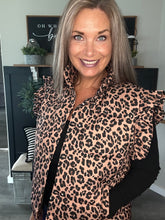 Load image into Gallery viewer, Clare Leopard Vest
