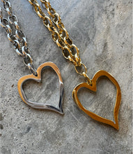 Load image into Gallery viewer, Heartline Necklace
