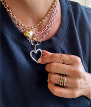 Load image into Gallery viewer, Heartline Necklace
